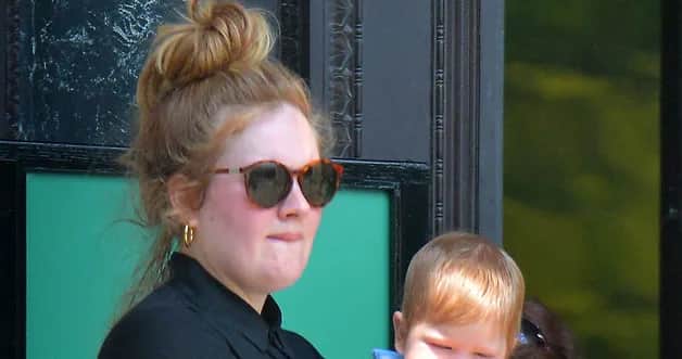 Syn Adele – Co wiadomo o życiu prywatnym syna Adele? Fakty i ciekawostki