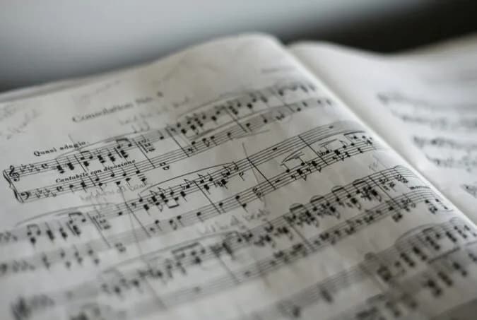 Muzyka renesansu: fascynujące cechy i znaczenie epoki