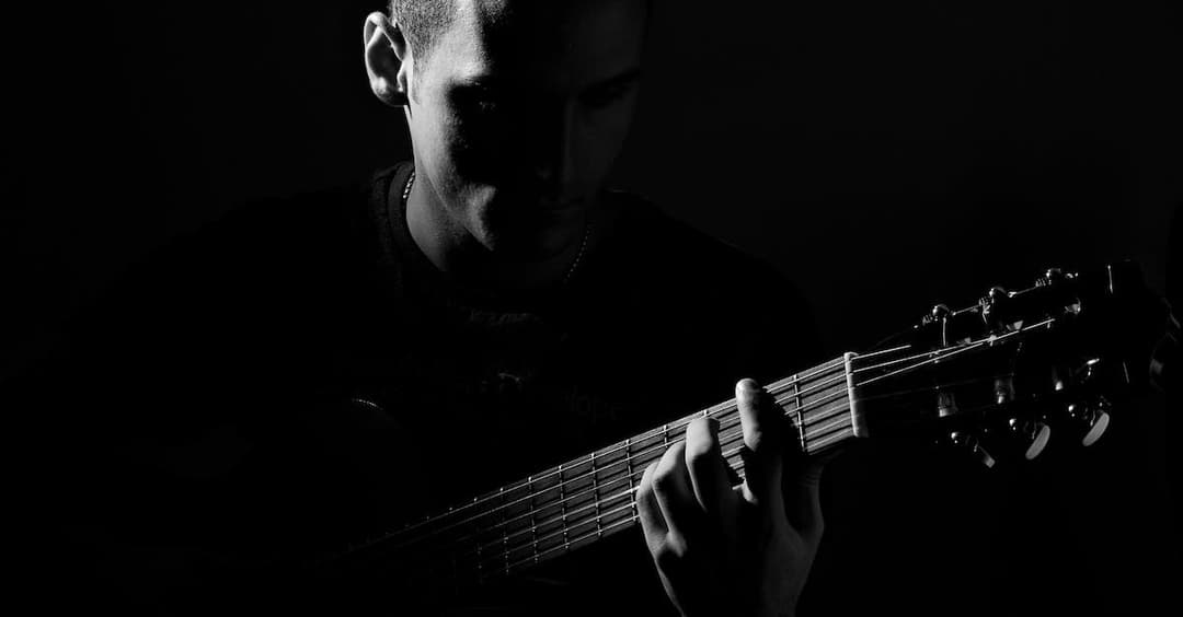 Muzyczny sklep z instrumentami i akcesoriami | Topowe marki