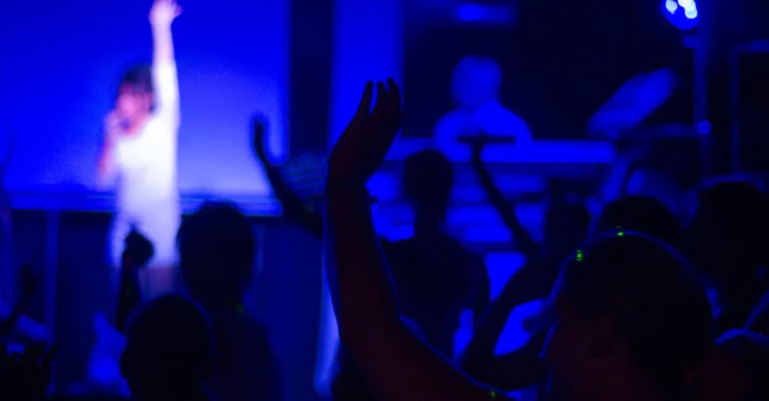 Piosenka "Wiesz że wiem" – Jakie są tekst i analiza tego hitu?