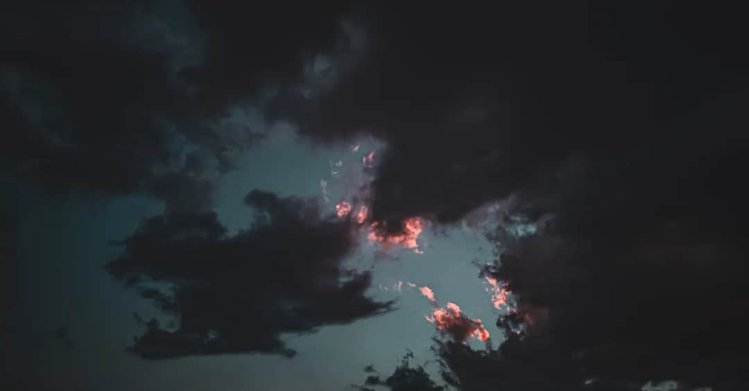 Dies Irae Mozarta – Historia i analiza tego mrocznego utworu: Jakie ma cechy?