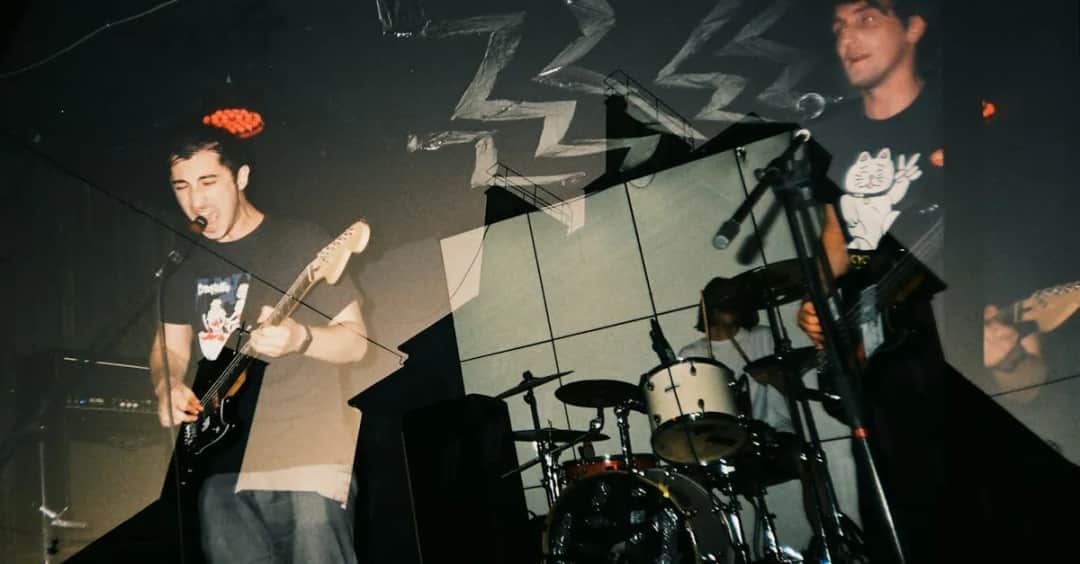 Perkusiści Foo Fighters – Jaką rolę pełnią w zespole i ich historia?