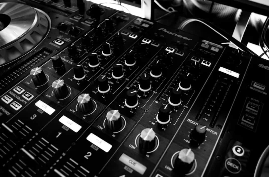 5 najlepszych aplikacji mobilnych do rozrywki muzycznej i nauki